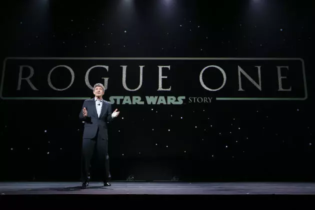Star Wars: &#8216;Rogue One&#8221; Production in Trouble