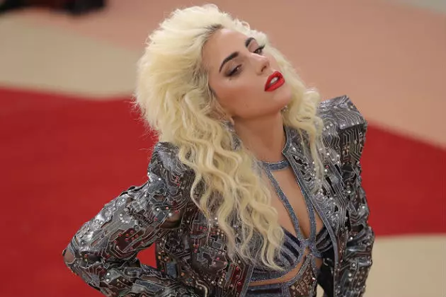 Lady Gaga is Playing the Super Bowl Halftime This Year