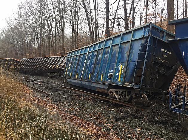 Train Derails From the Tracks in Brookfield