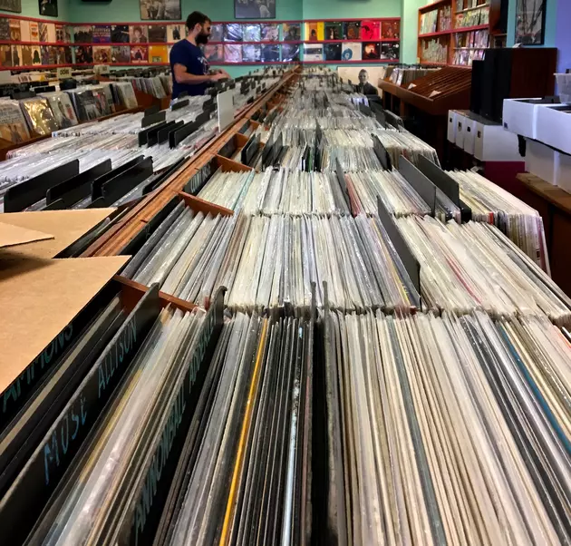Well-Known Local Spots Gerosa Records and Disc &#038; Dat Celebrate Record Store Day