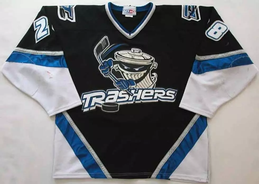 NETFLIX Rare Danbury Trashers Jersey AJ Galante Vtg 2004-05 UHL Minor  Hockey XL