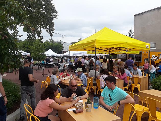 Sights From Danbury&#8217;s First Downtown Chow-Down of The Year