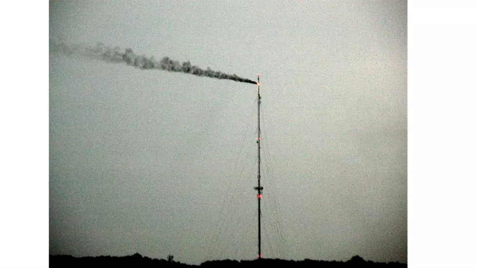 That Time the i95 Radio Tower Took a Direct Lightning Hit