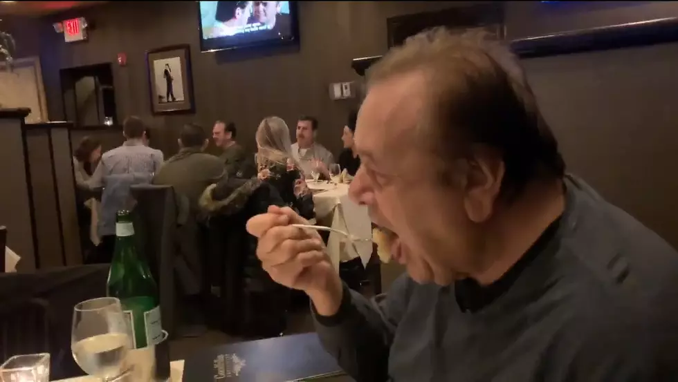 &#8216;Goodfellas&#8217; Actor Paul Sorvino Dines at Goodfellas Restaurant in Connecticut