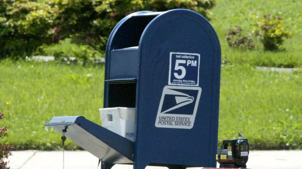 Police: Checks Stolen From Outside Connecticut Town&#8217;s Post Office