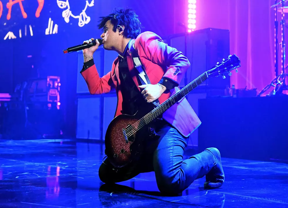 Green Day’s Billie Joe Armstrong Covers “I Think We’re Alone Now”