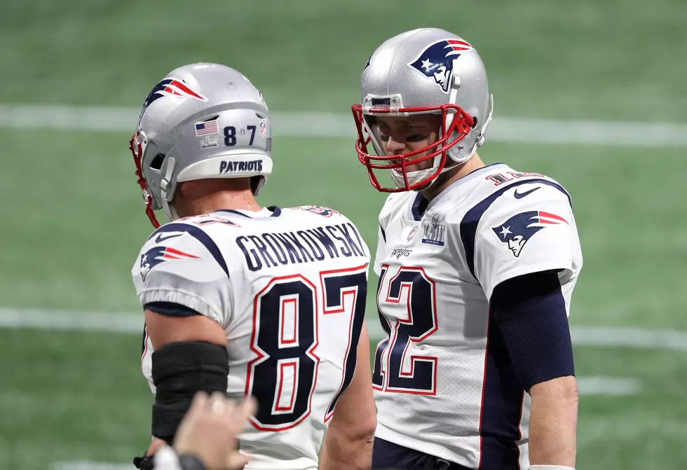 Reddit Reacts to ‘Gronk’ Joining Brady in Tampa