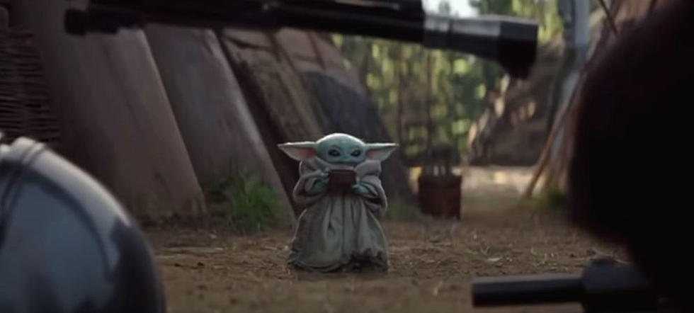 Police: Couple Smokes Meth Out of Baby Yoda Pipe on Date at Native American Burial Ground