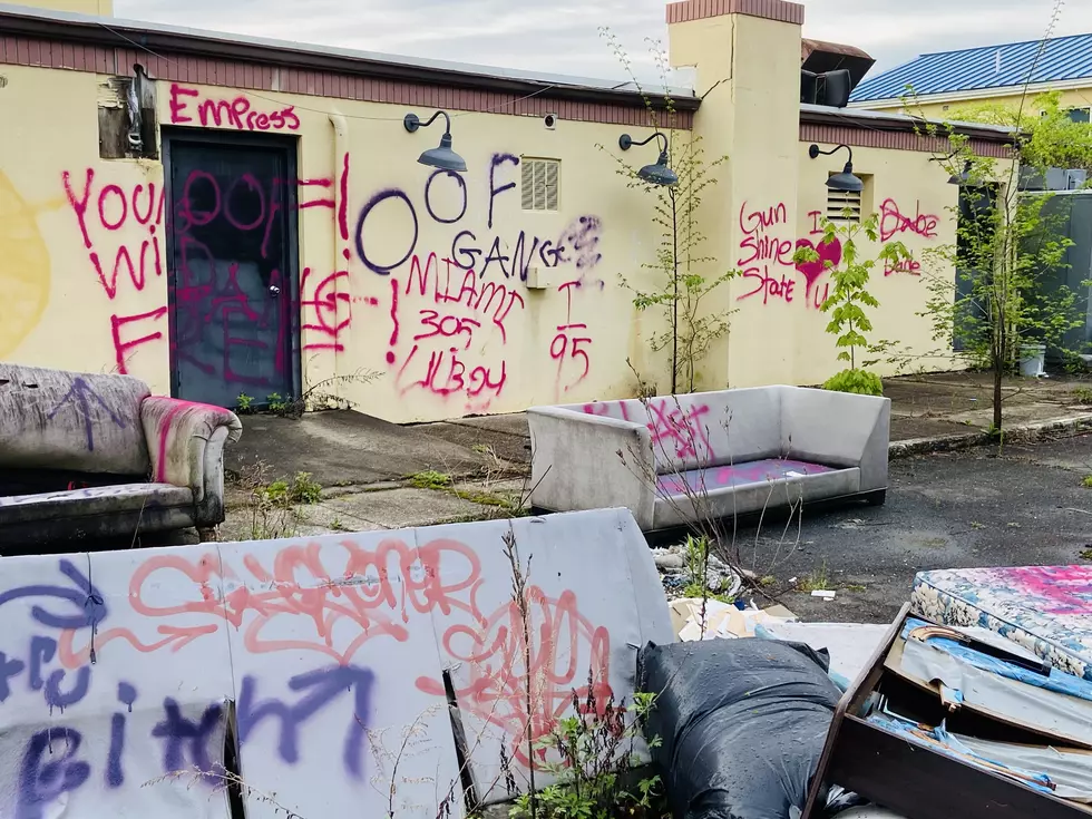 Danbury&#8217;s Zombie Properties Are An Eerie Sight