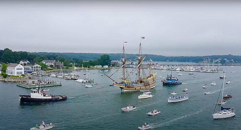 400-Year-Old Mayflower Replica Sails Out of Mystic Seaport