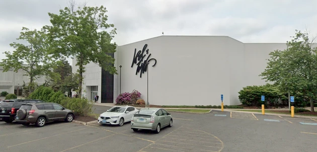 Stamford and Trumbull Lord + Taylor stores to close in early 2021