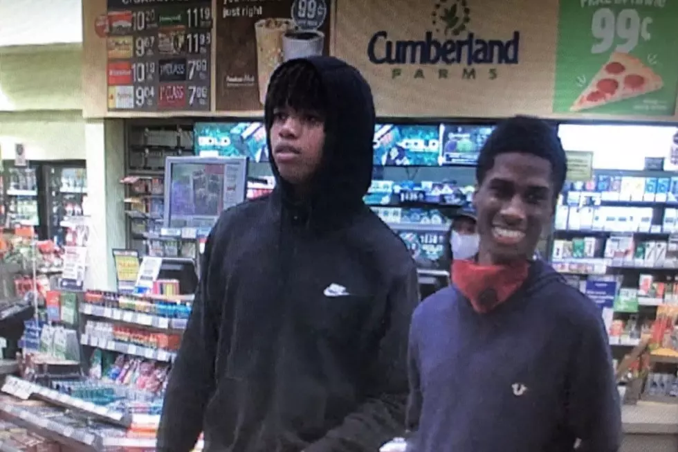 Naugatuck Police Seek Alleged Credit Card Thieves