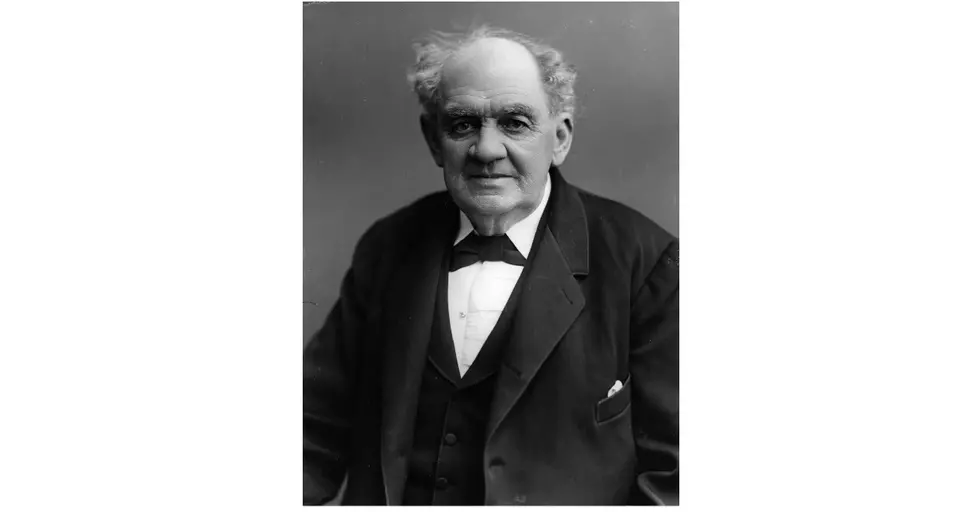 Take an In-Depth Look at Bethel’s P.T. Barnum