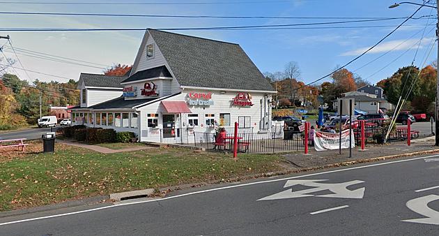 Major Renovation at Watertown&#8217;s G&#8217;s Burgers/Carvel Finally Finished