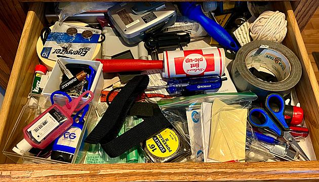 Do All Connecticut Residents Have the Same Type of Junk Drawer?