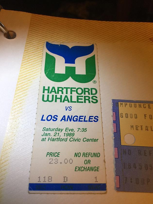 Carolina Hurricanes wearing Hartford Whalers jerseys is a crass
