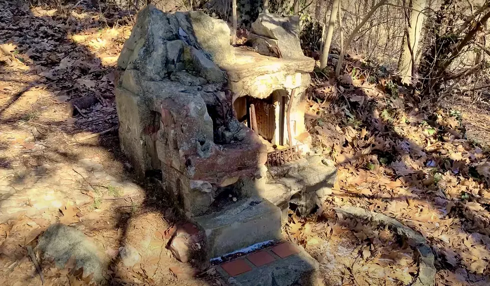 Exploring the Abandoned &#8216;Little People&#8217;s Village&#8217; in Middlebury