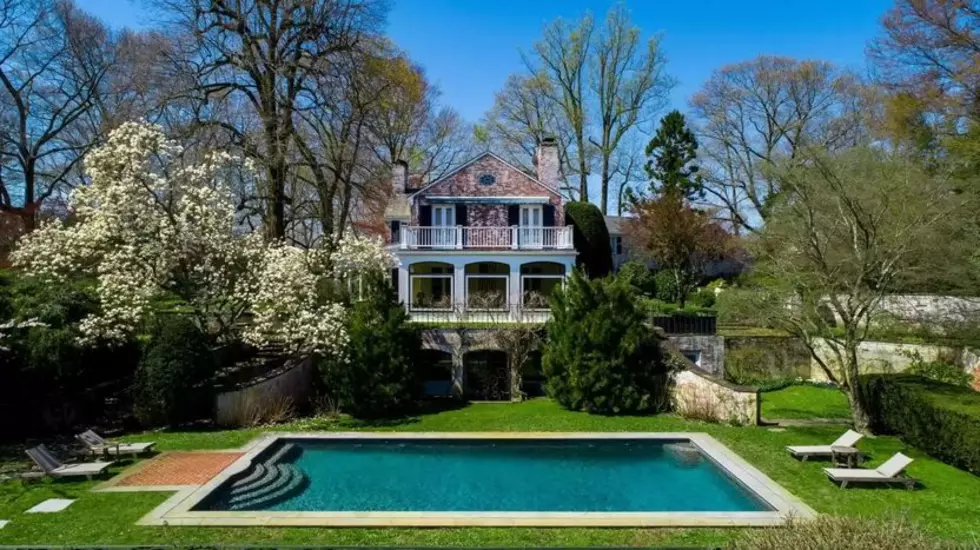 Grammy Winner Paul Simon Sells New Canaan Estate to Richard Gere