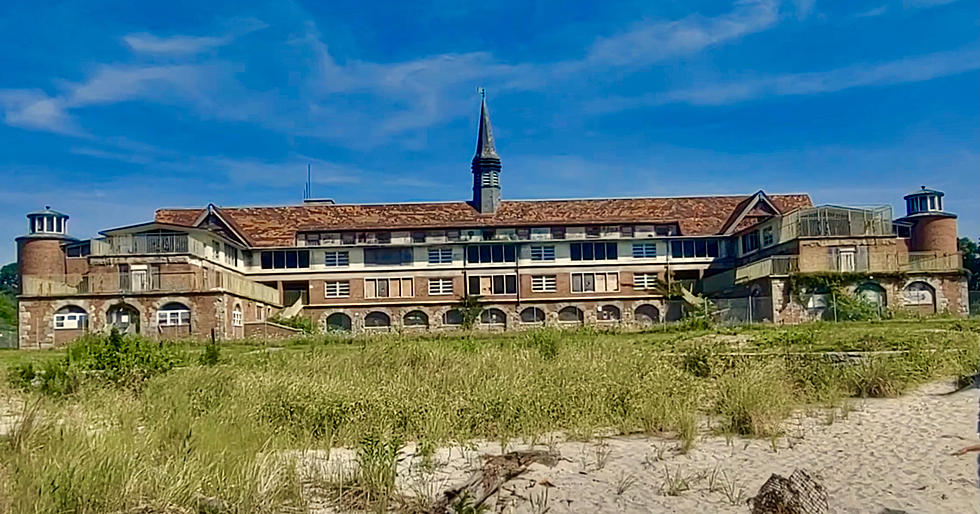 CT’s Creepy Seaside Sanatorium for Children Abandoned Since ’96 Still Stands Today