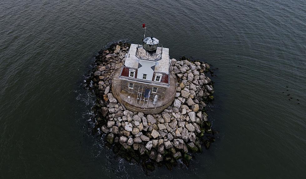 2 CT Lighthouses Hit the Auction Block, Someone’s Dream is About to Come True