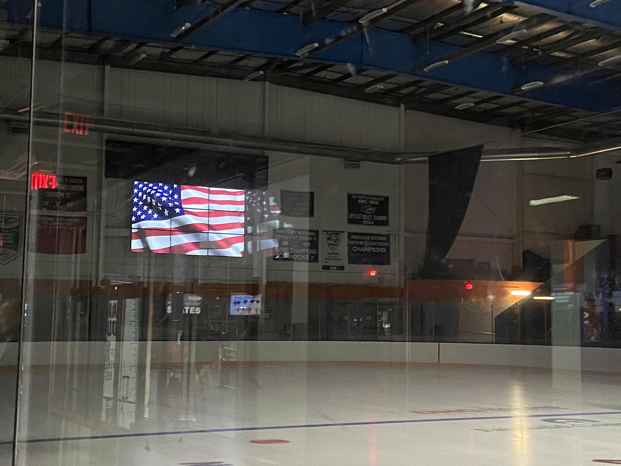 From the Trashers to the Hat Tricks, Danbury is heaven for hockey fans - CT  Insider