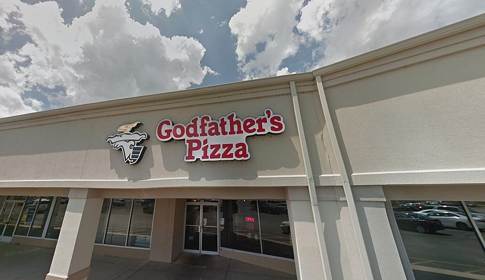 Godfather’s Pizza Has Finally Come to Connecticut