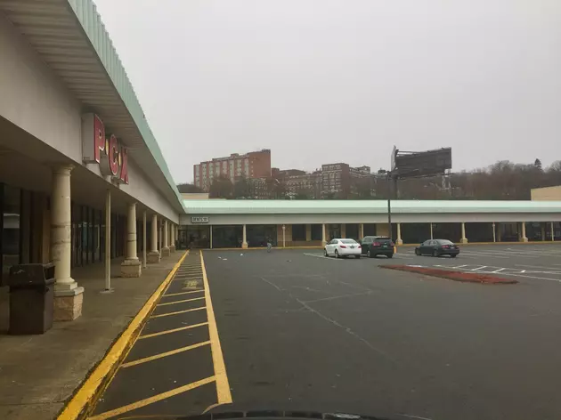 Did You Cruise the Colonial Plaza in Waterbury Back in the Day?