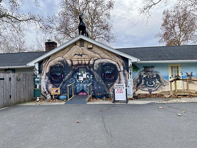 A Closer Look at the Cutest Mural Along Rt. 44 in Connecticut