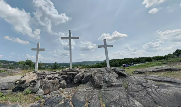 Easter Sunday Sunrise Mass Returns to Waterbury&#8217;s Holy Land USA