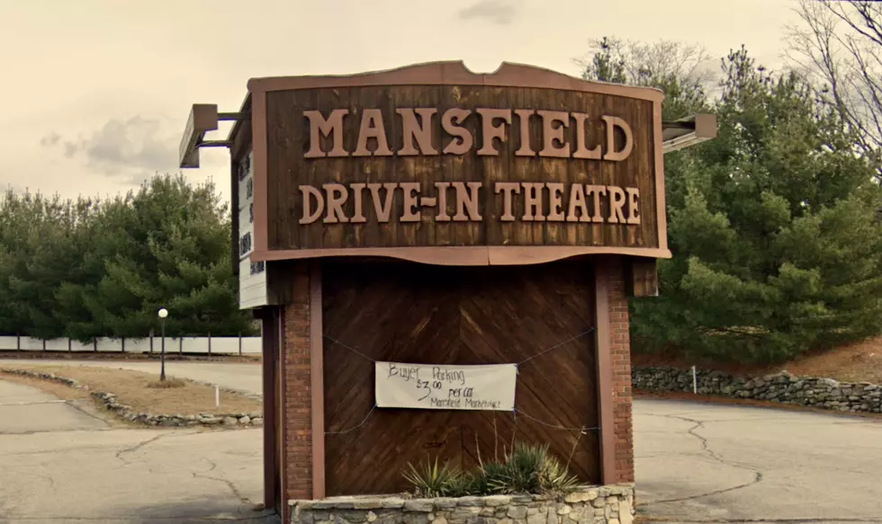 There’s a Place in CT Where You Can Watch a Movie, Buy a Chainsaw, and Eat Kettle Corn — All in One Night