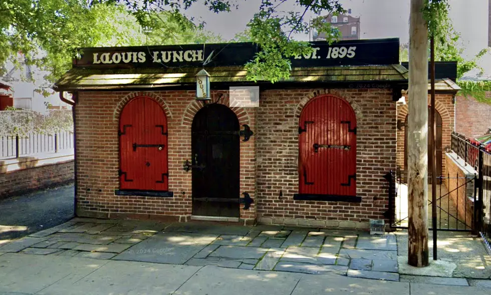 A Bite of History Featuring Connecticut’s Most Iconic Hole-in-the-Wall Restaurant