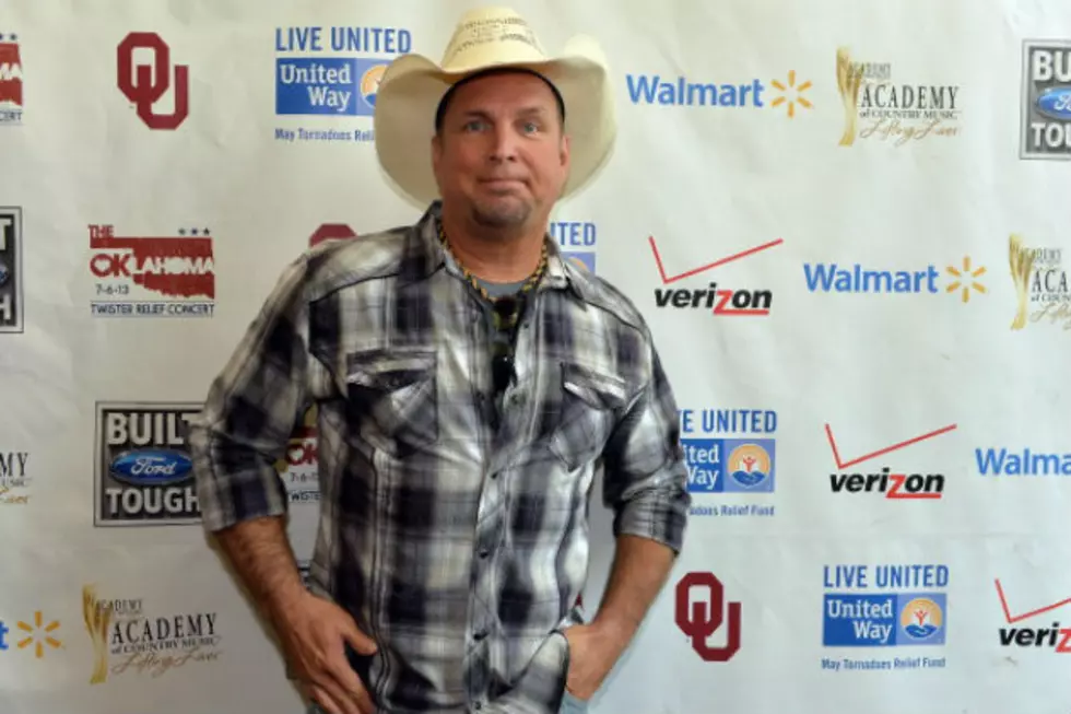 Garth Brooks Announces New Record Deal and More