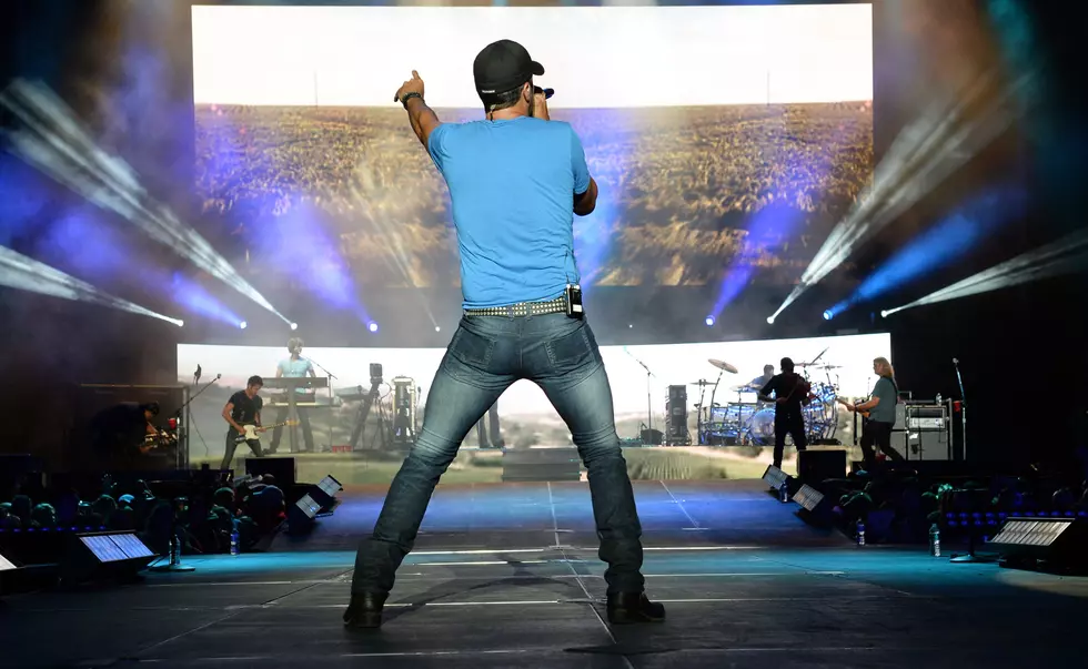 Luke Bryan&#8217;s New Song is Truly a Sign of Modern Times