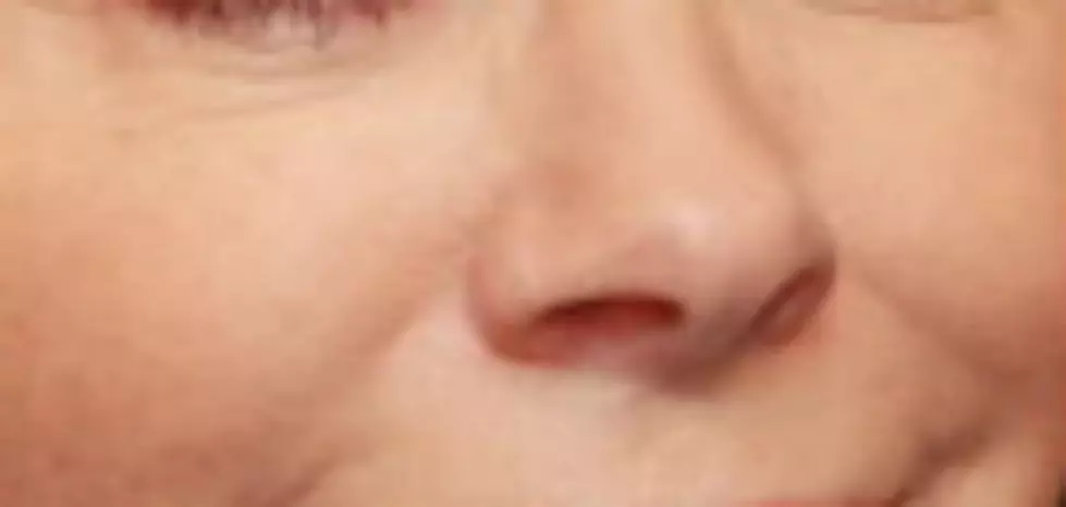 Which Country Star Belongs to This Nose