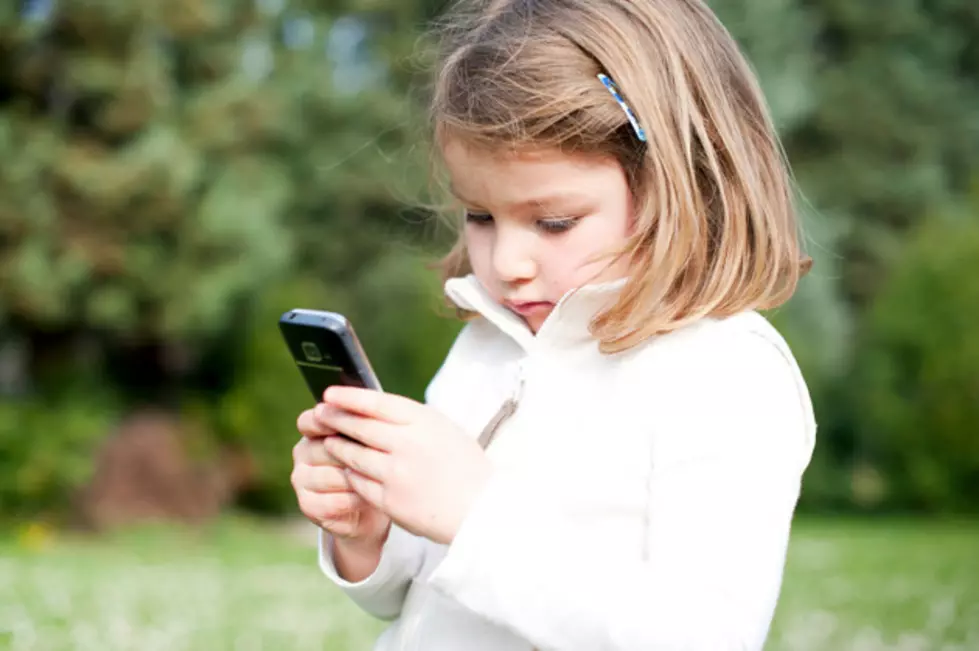 When Should a Child Get a Smart Phone? [AUDIO]