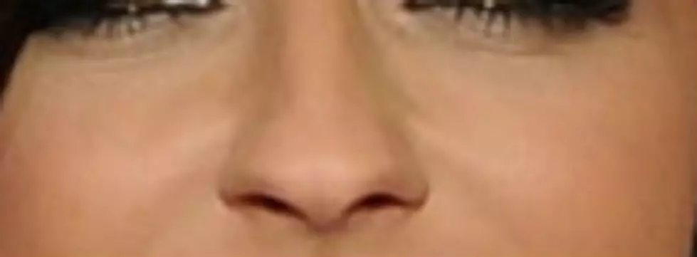 Which Country Star Belongs to This Nose ?