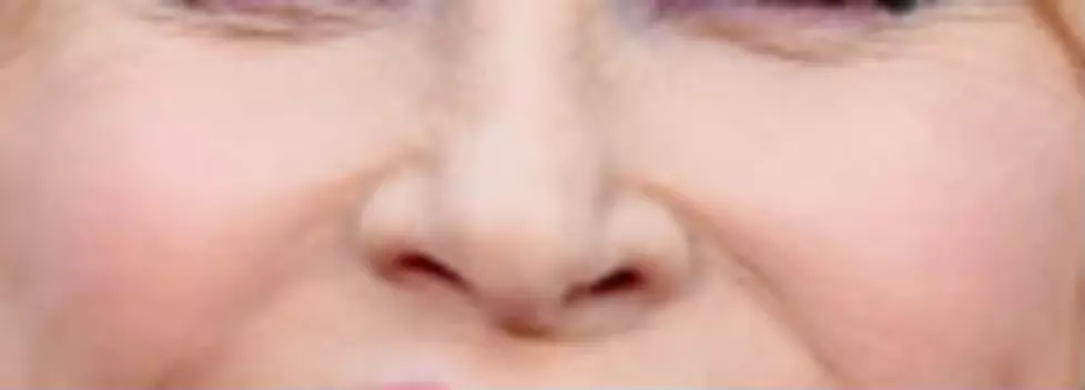 Which Country Star Belongs to This Nose ?
