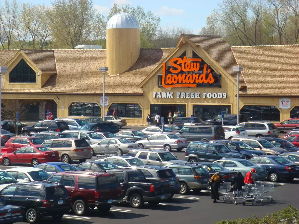 Stew Leonard’s Wants to Send 10,000 Burgers to the Trump-Kim Peace Summit