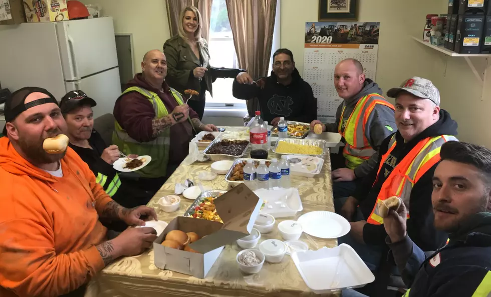 Putnam Materials In Patterson Chows Down With Free Lunch