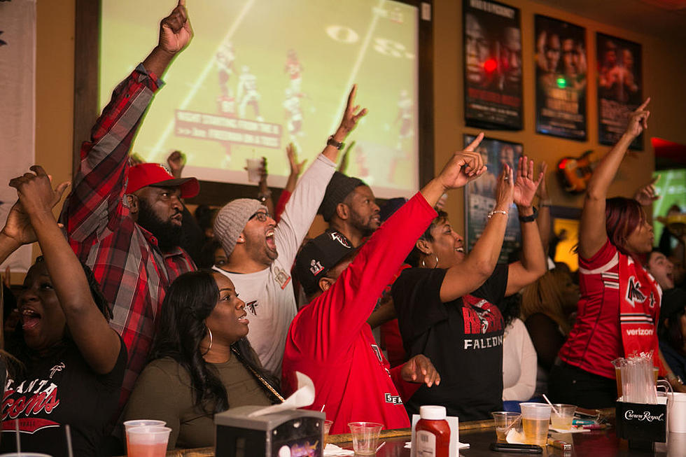 Best Rated Sports Bars in Greater Danbury to Watch Football