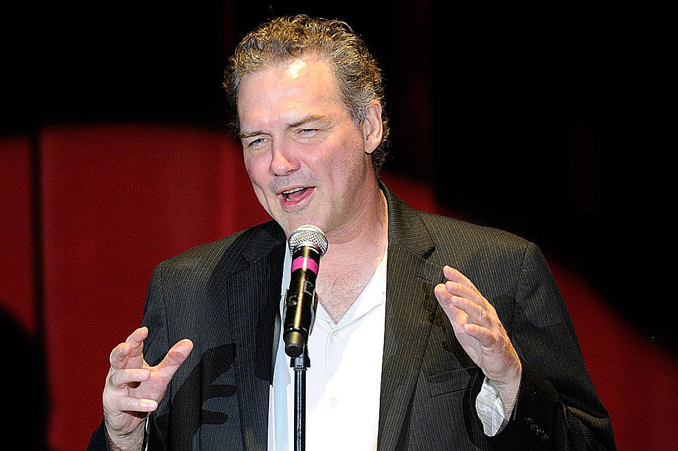 Comedian &#038; Actor Norm Macdonald Passes After Battle With Cancer