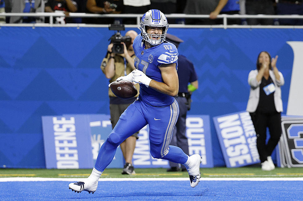 Former Iowa Tight End Has Record-Breaking Day for Detroit Lions
