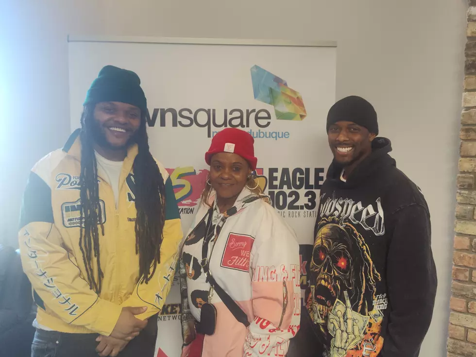 Red Washington, his mother Linda, and his brother Marley.