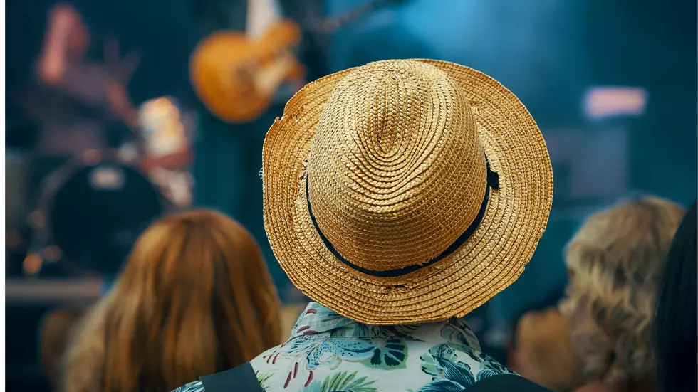 An Important Note About Cowboy Hats at Concerts (OPINION)