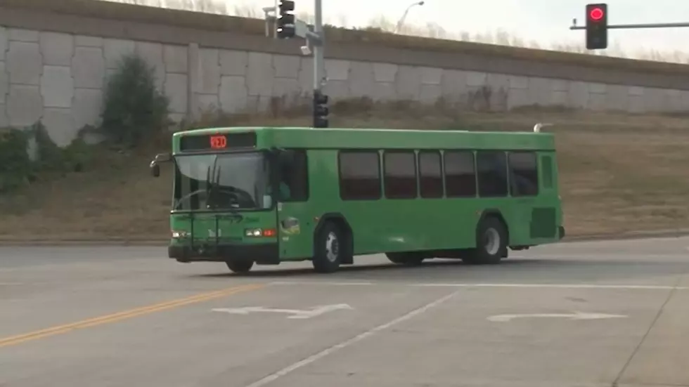 Dubuque’s Jule Bus Waives Fares for College Students