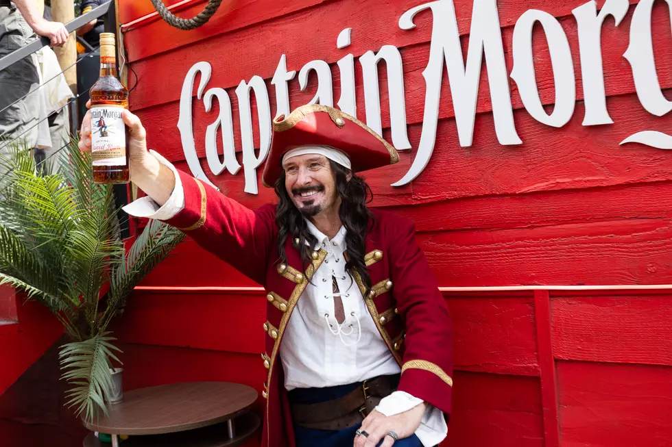 Iconic Character Rolls Into Iowa City on a Pirate Ship Ahead of Hawkeye Game