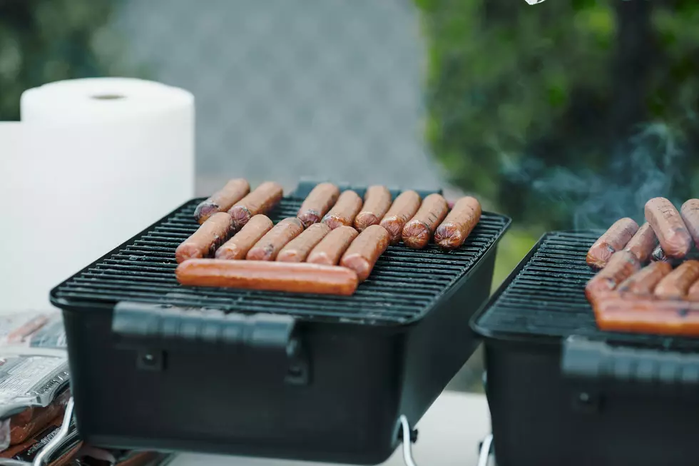 Popular Iowa, Wisconsin Gas Station Chain Removing Hot Dog Roller Grills