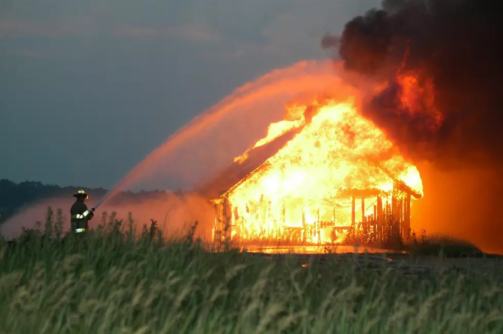 More Than 2,000 Hogs Killed in Iowa Barn Fire