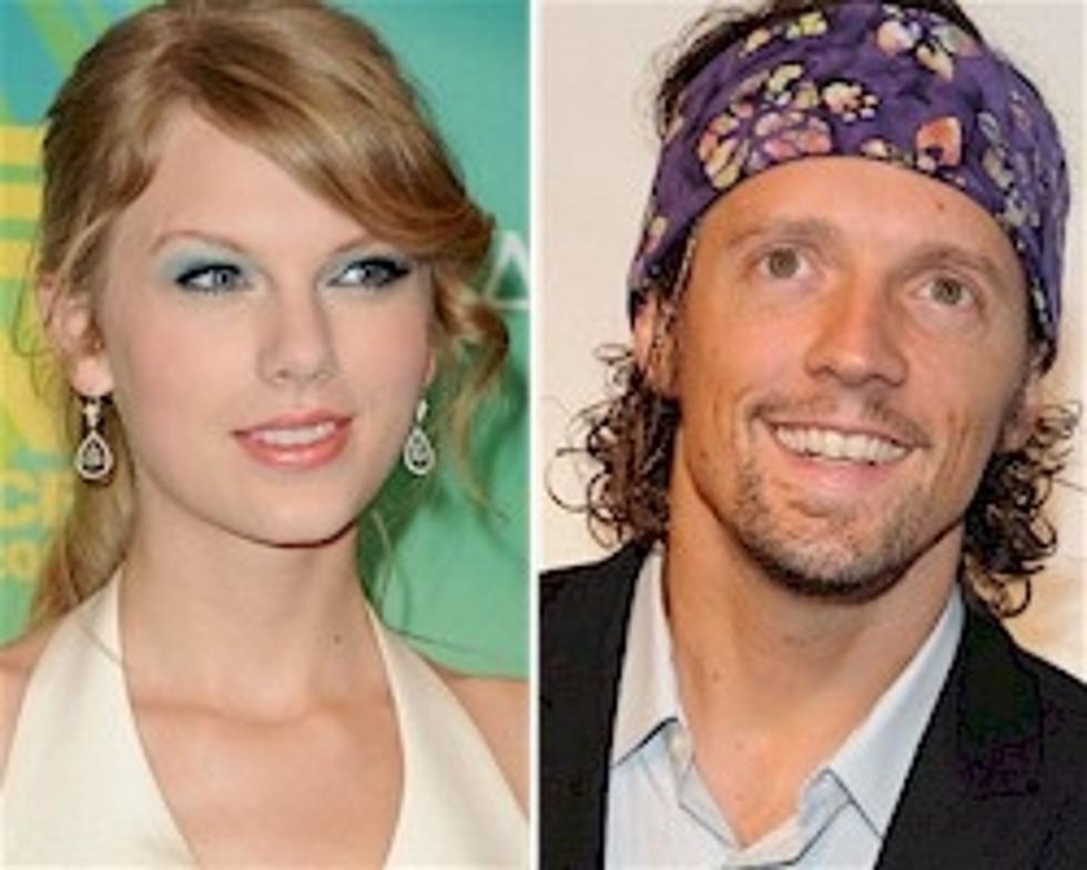 New Couple Alert: Taylor Swift and Jason Mraz