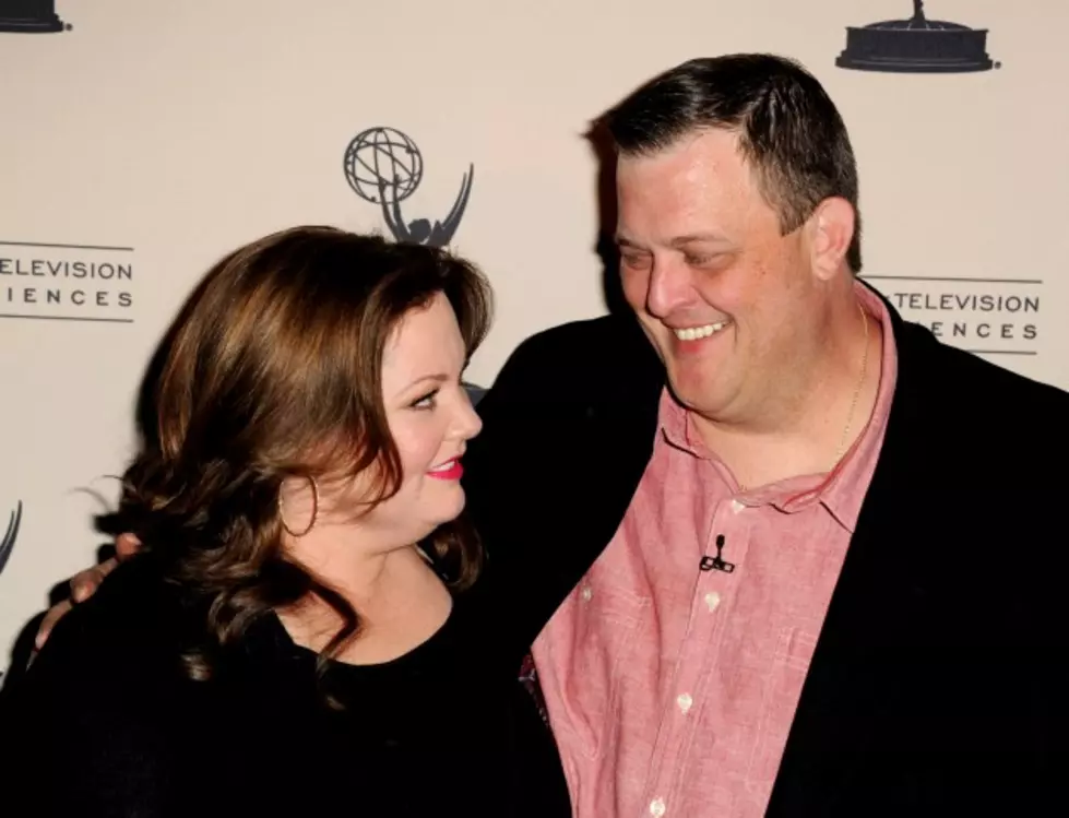 Are The Stars of Mike &#038; Molly at War With Each Other?